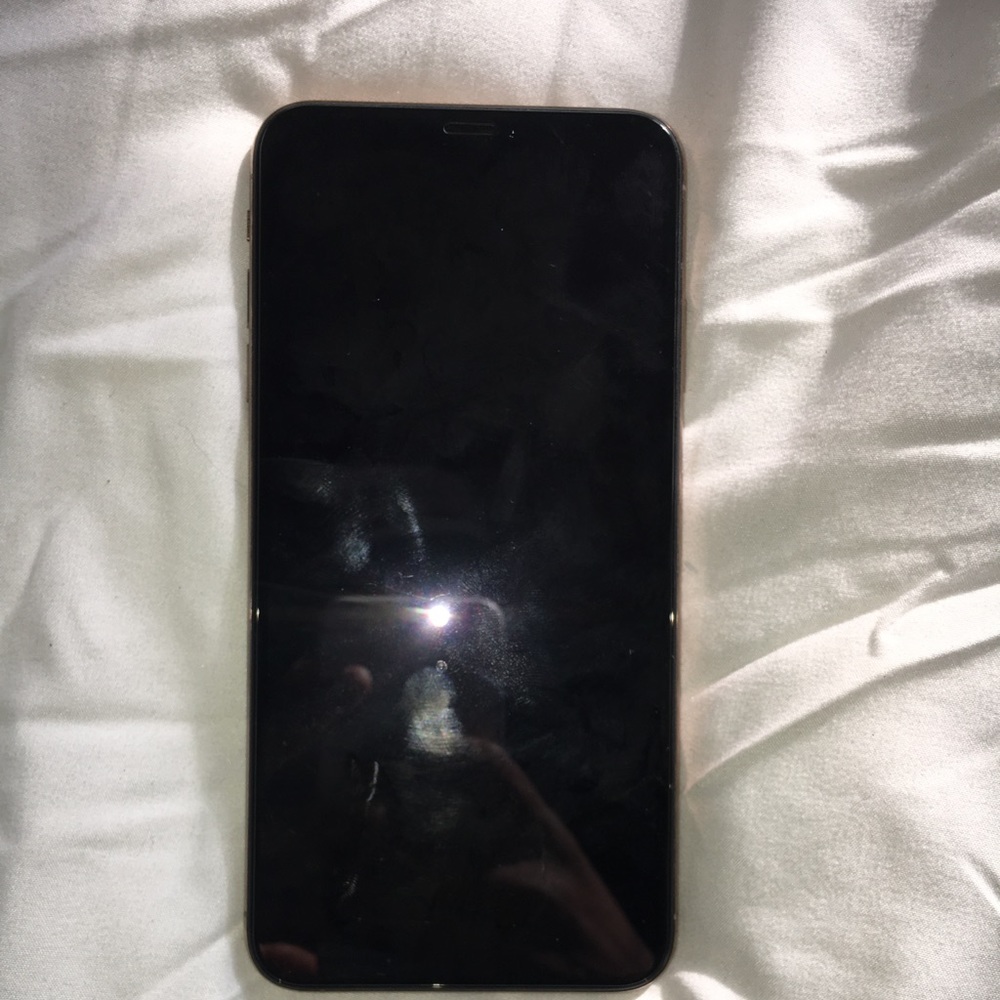 IPHONE X MAX
